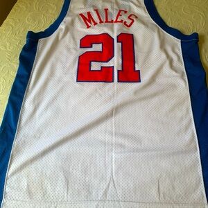 Darius Miles rookie (2000) Clippers jersey. Pristine 2XL. Worn 2x.